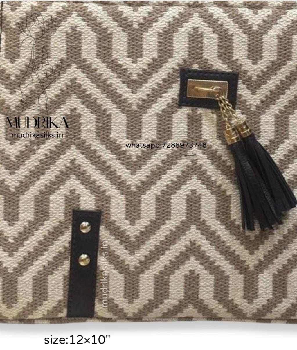 Geometric weaved tote bag