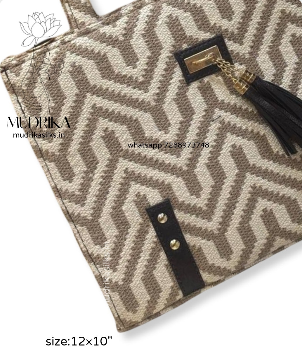 Geometric weaved tote bag